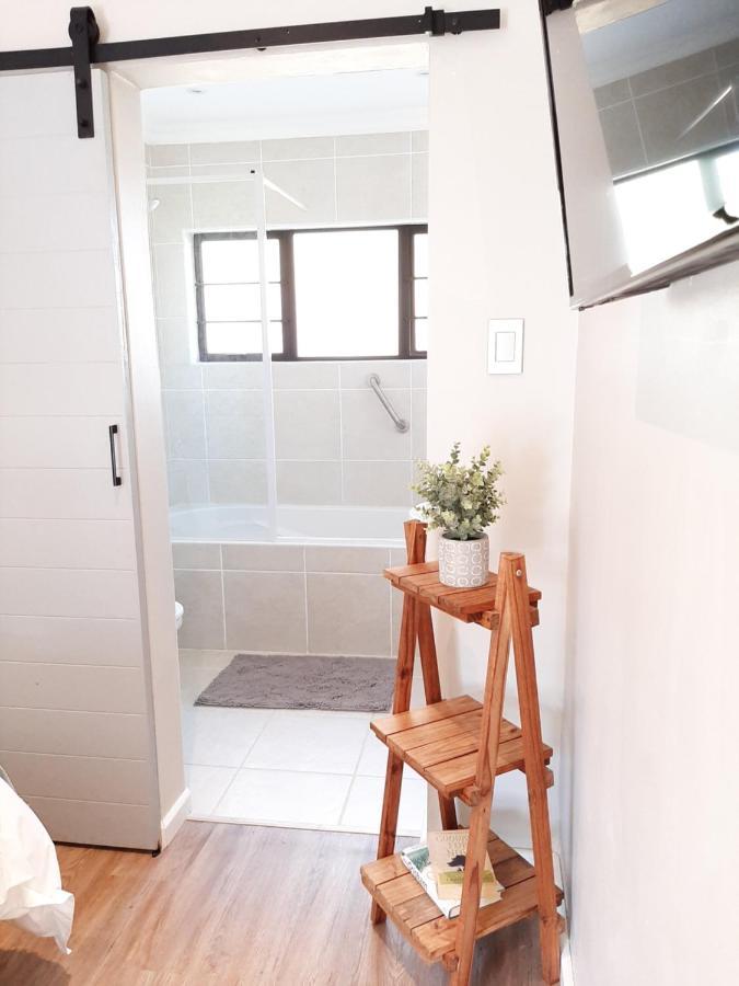 The Hillcrest Guesthouse East London Zewnętrze zdjęcie